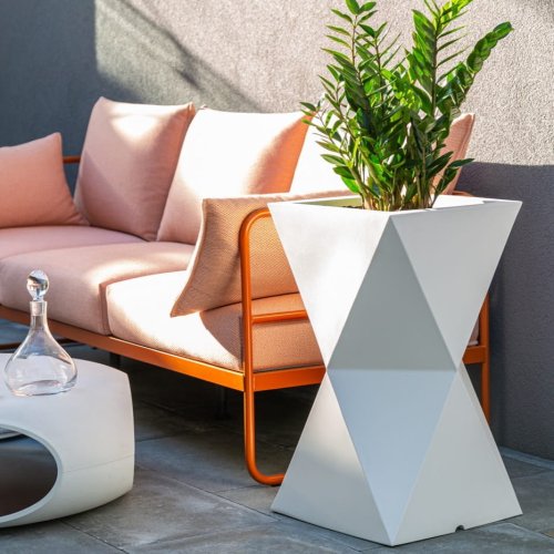 duza nowoczesna donica do salonu