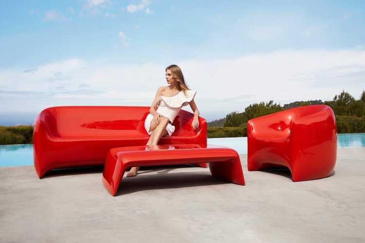 sofa-blow-Vondom-Blow-outdoor-sofa-Stefano-Giovannoni-2-1.jpg