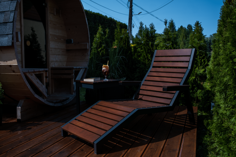 lezak-drewniany 6.png