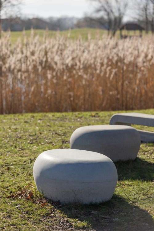 siedzisko-pufa-betonowa2024-12-18 o 12.00.06 3.jpeg
