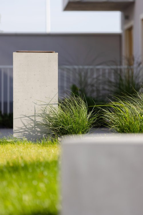 donica-betonowa2024-12-20 o 10.21.10 4.jpeg