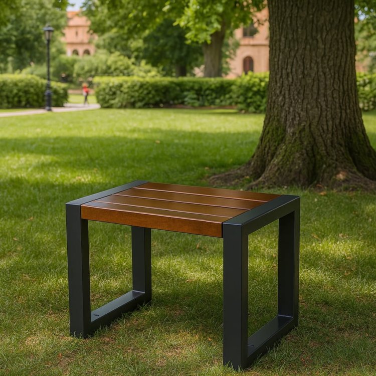 taboret-drewniany-do-ogrodu.jpg