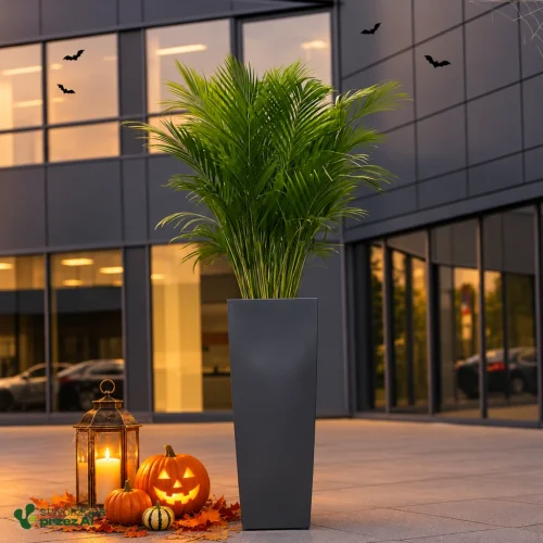 Wysoka donica 28x75h Juno – jesienna aranżacja Halloween (AI)