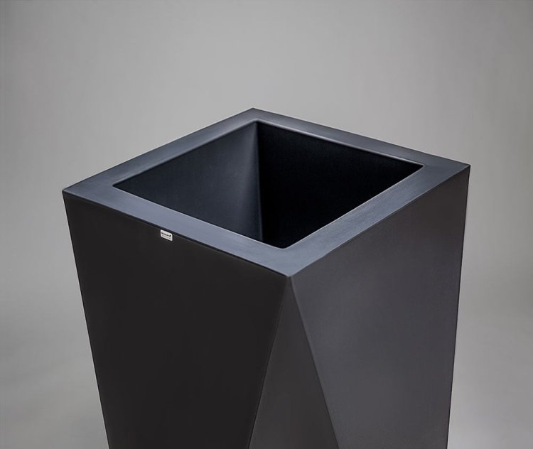 duża donica geometryczna Nevis5.jpg