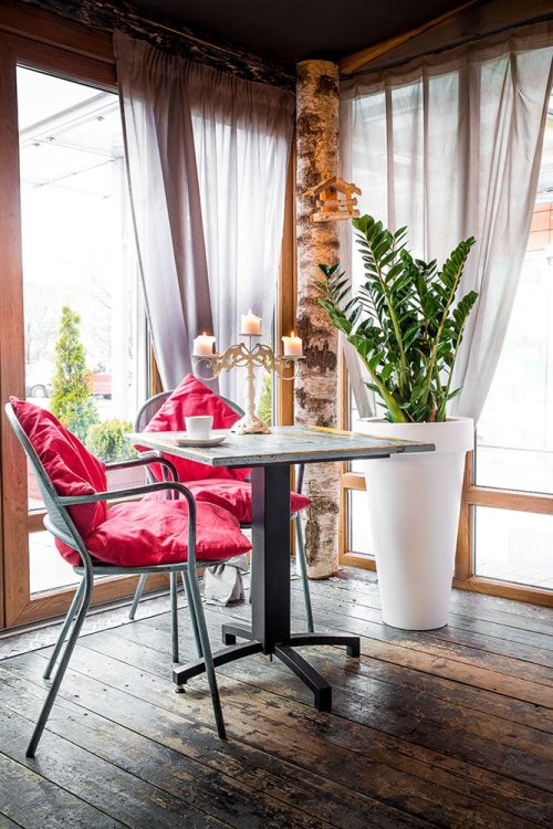 biala-duza-donica-pons 7.jpg