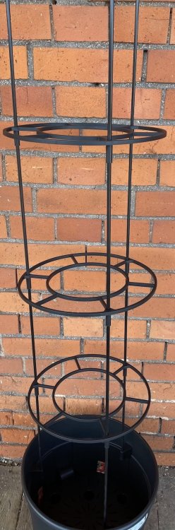 doniczka na pomidory 2.jpeg